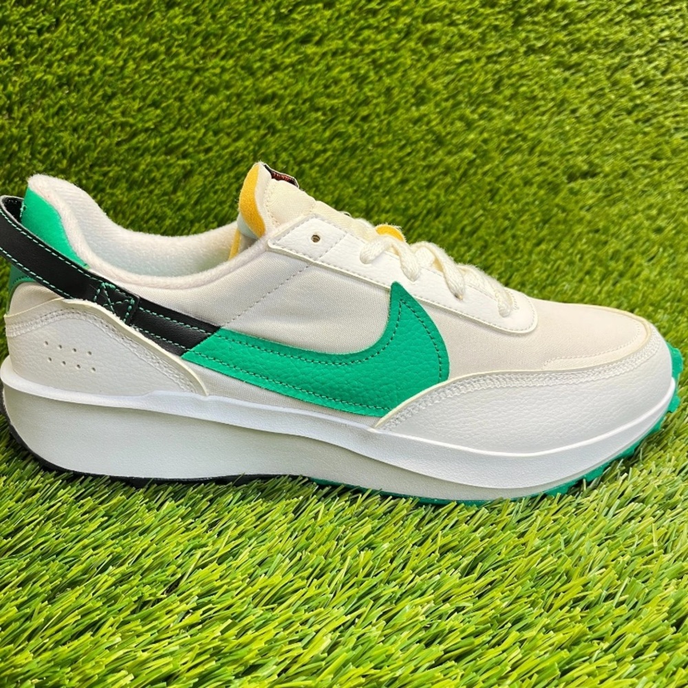 Nike White and Teal Sneakers